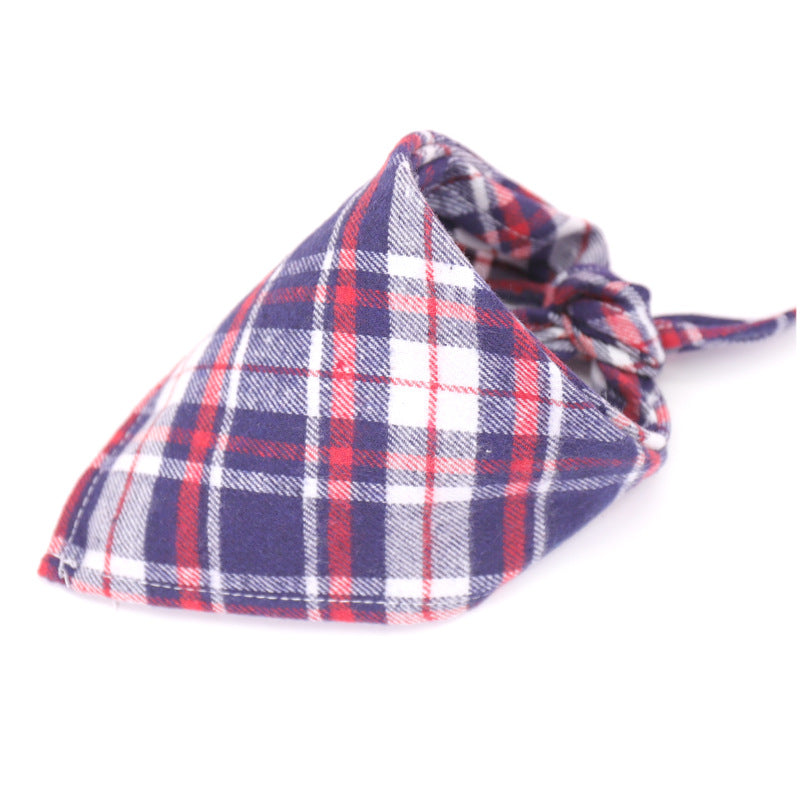 Cotton flannel baby plaid to increase triangle scarf Cotton flannel baby plaid to increase triangle scarf